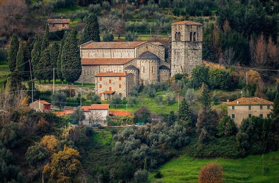 Casa Vacanze La Tosca Castelvecchio  Esterno foto